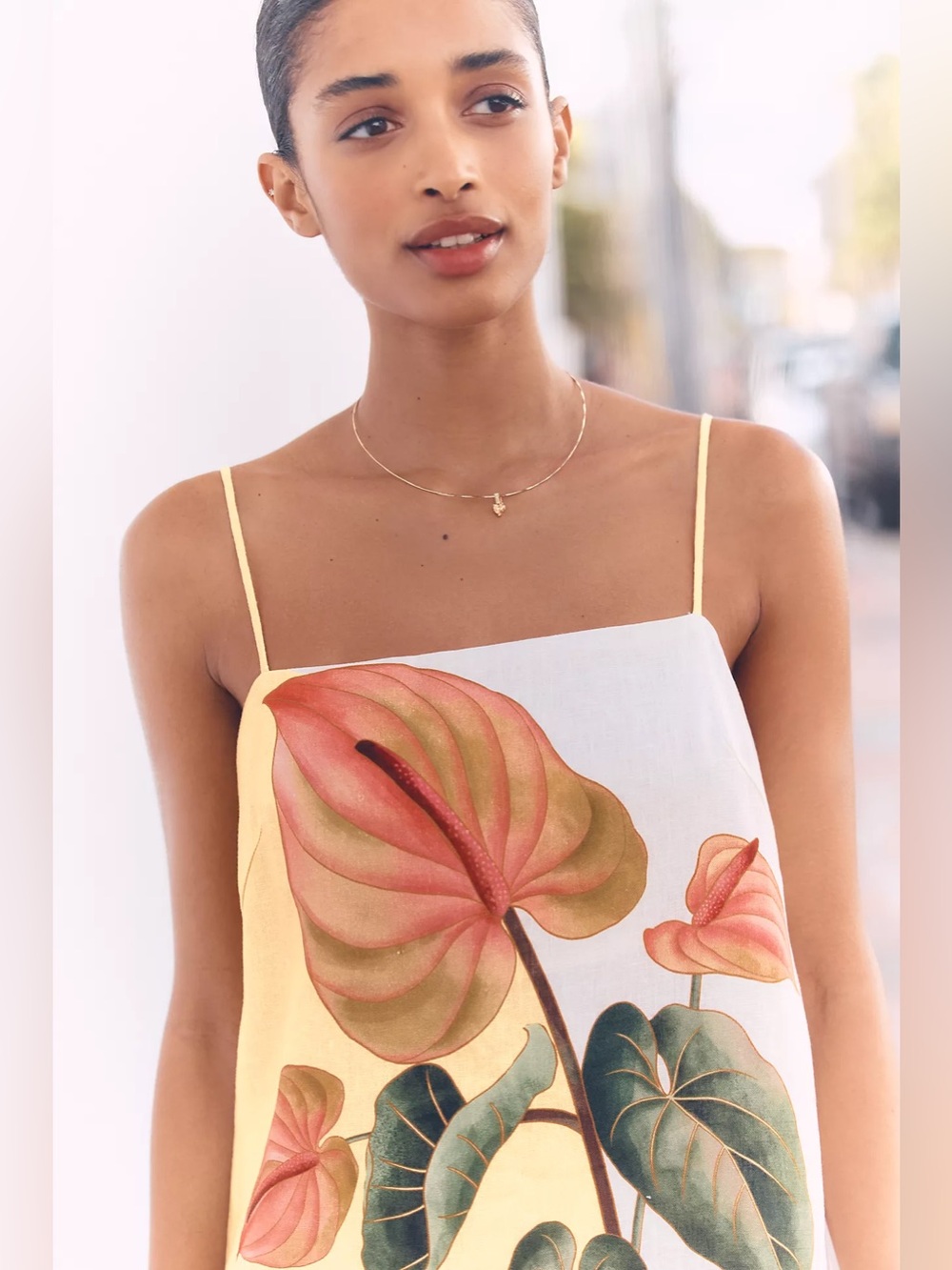 Farm Rio: Anthurium 100% Linen
Mini Dress - Picture 2 of 10